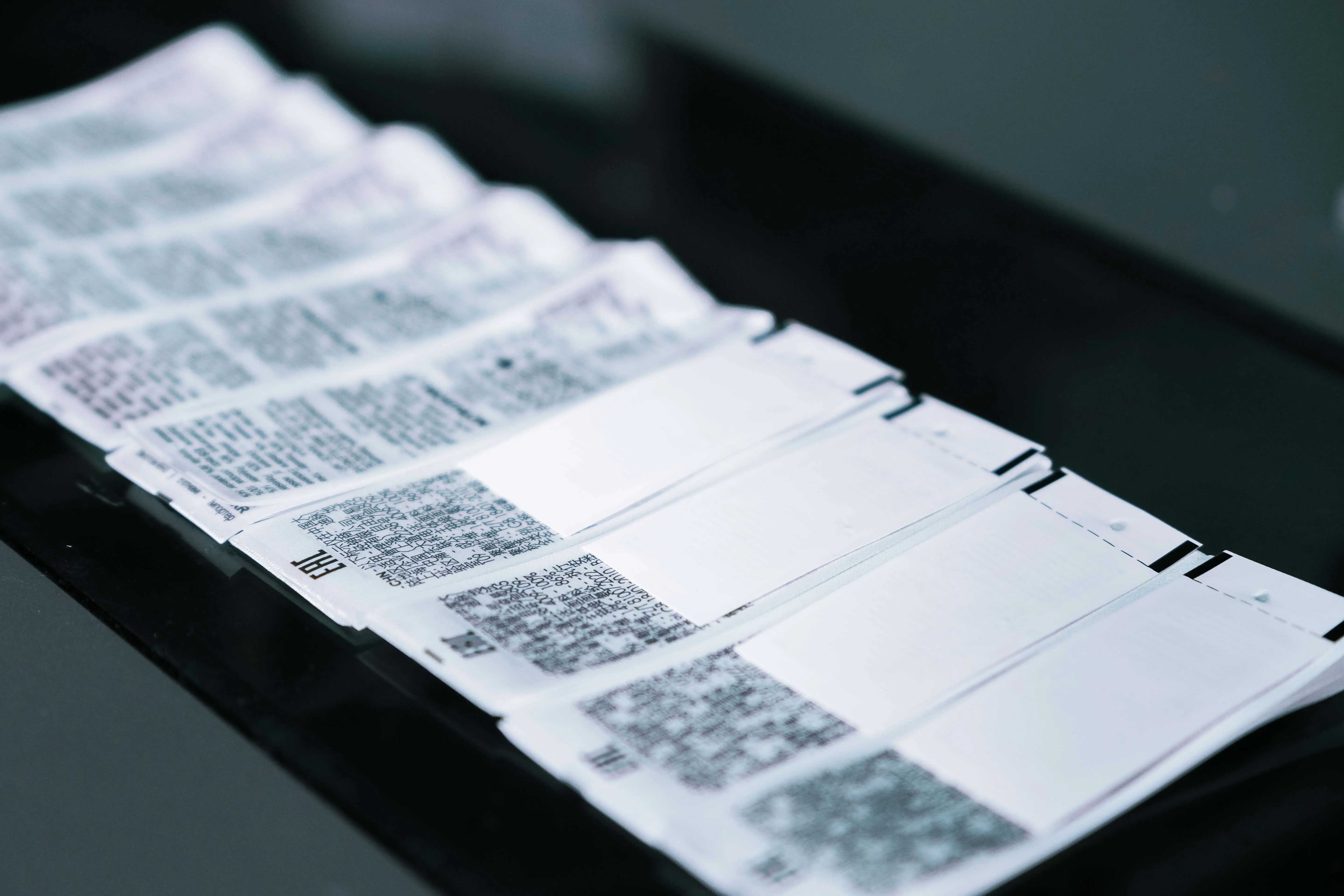 MÁY ĐÍNH NHÃN DECATHLON TỰ ĐỘNG - Hình 3 MÁY ĐÍNH NHÃN DECATHLON TỰ ĐỘNG - Hình 3