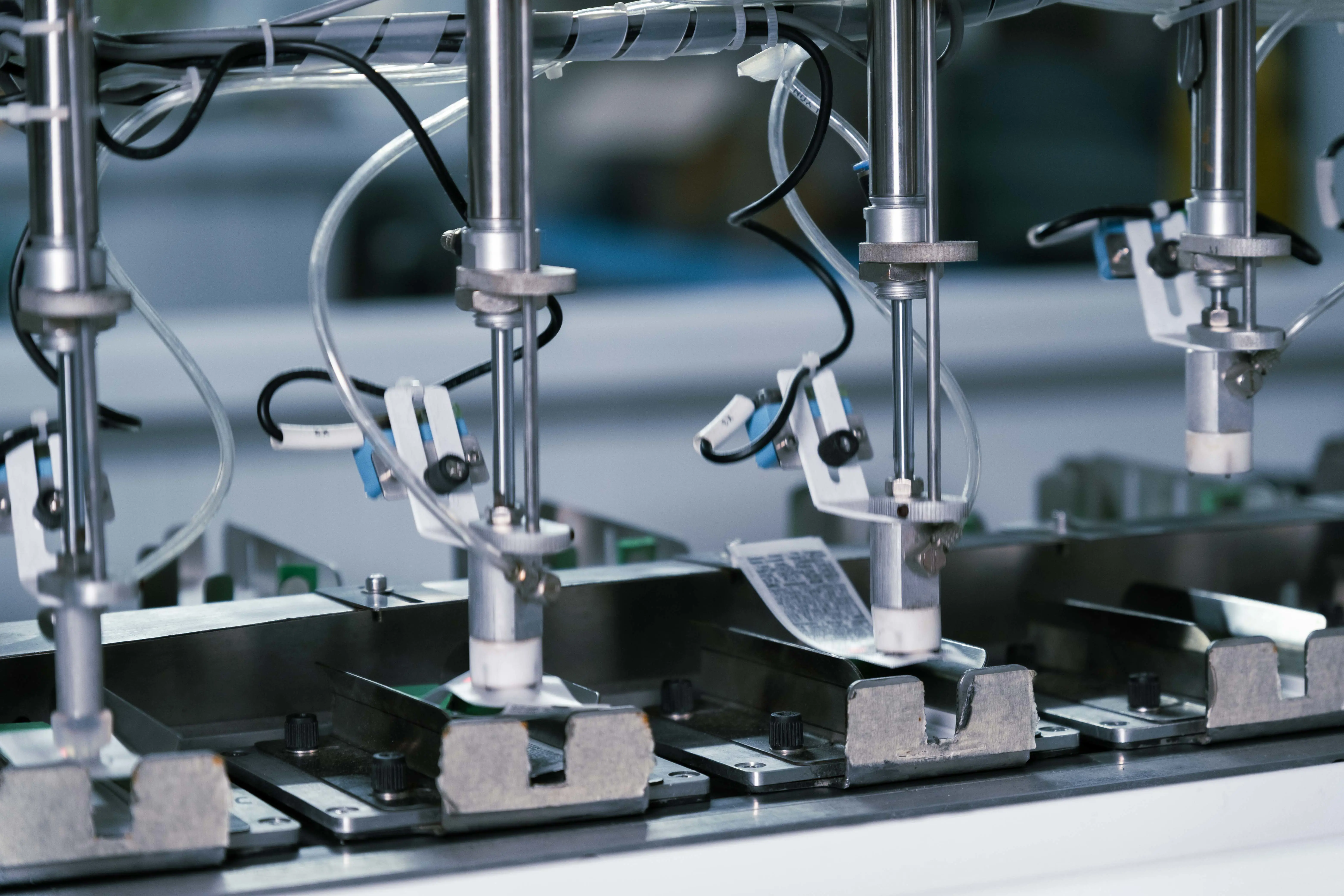 MÁY ĐÍNH NHÃN TỰ ĐỘNG - Hình 3 MÁY ĐÍNH NHÃN TỰ ĐỘNG - Hình 3